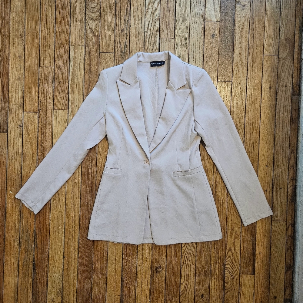PrettyLittleThing Light Beige Blazer